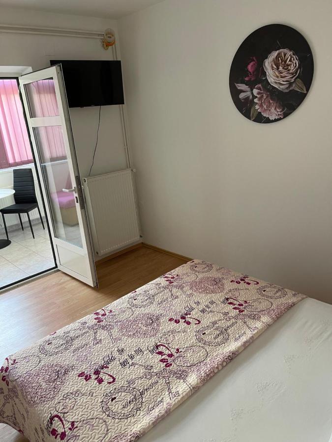Apartmani Frane Tribunj  Exterior photo